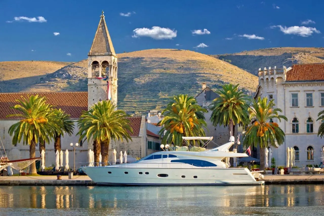 Apartment In Trogir With Seaview, Terrace, Air Condition, Wifi